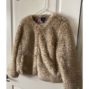 Worthington Faux Fur Jacket, Size LT, Tan. Fully lined. 23” neck to hem. NWT.